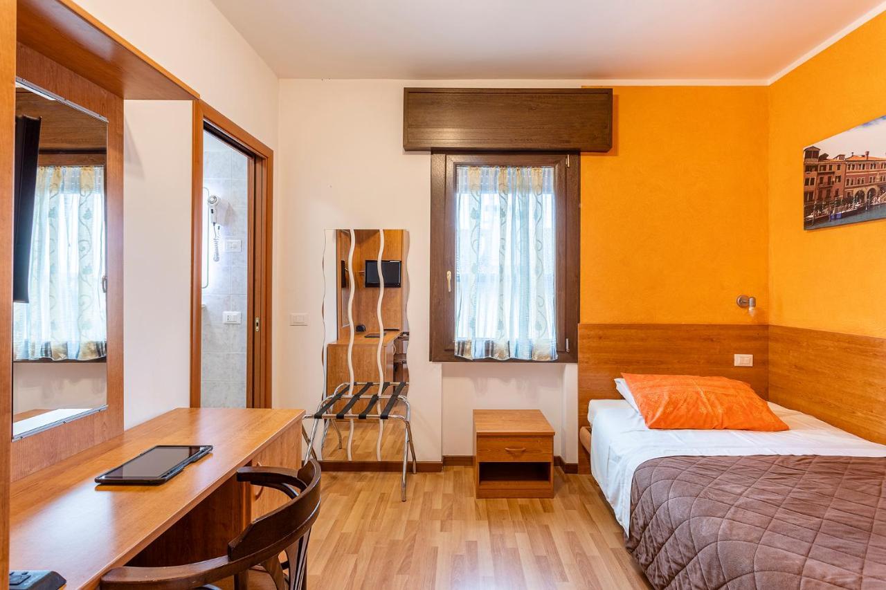 Laguna B&B Quarto dʼAltino Екстериор снимка